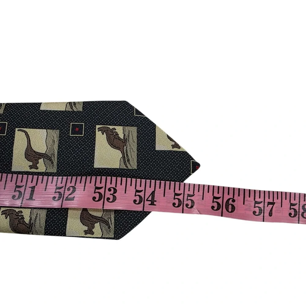 HOLLYGREEN Australia Mens Kangaroo Print Silk Necktie Black Beige Novelty‎
